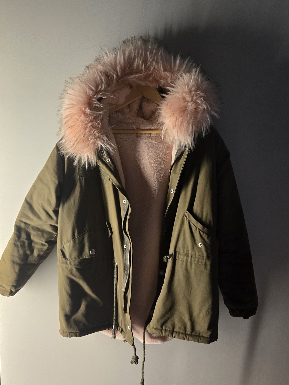 Woman's Olive Army Style Parka Jacket with Pink Faux Fur Hood Sz Small